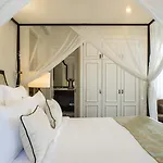 Biệt Thự Sông Sài Gòn